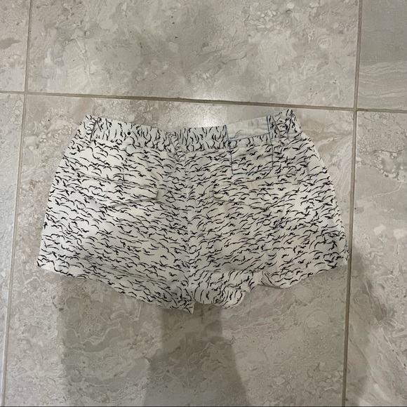 Cute White and black Seagull shorts - Picture 8 of 8